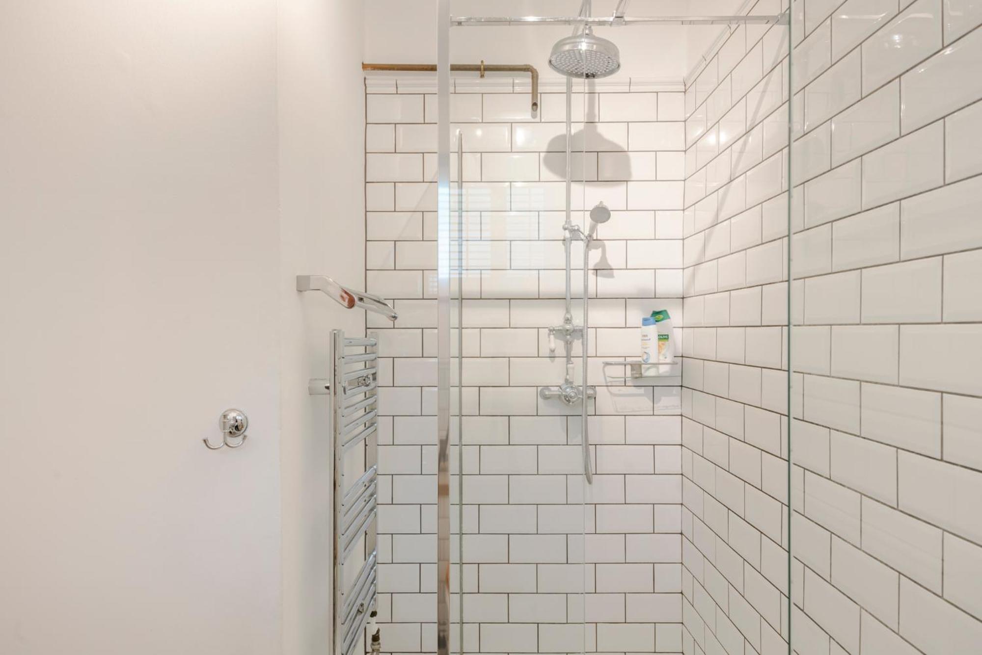 Central Euston One Bedroom Home Лондон Екстер'єр фото